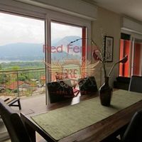 Apartment in Italy, Tronzano Lago Maggiore, 143 sq.m.