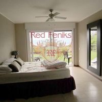 Apartment in Italy, Tronzano Lago Maggiore, 143 sq.m.