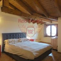 Apartment in Italy, Tronzano Lago Maggiore, 140 sq.m.