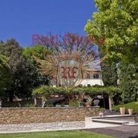 Villa in Italy, Abruzzo, 780 sq.m.