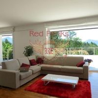 Вилла в Италии, Тронцано-Лаго-Маджоре, 265 кв.м.