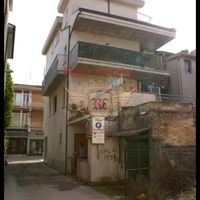 Other commercial property in Italy, Abruzzo, 380 sq.m.