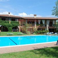 Apartment in Italy, Garda, 85 sq.m.