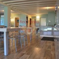 Apartment in Italy, Garda, 220 sq.m.