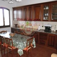 Villa in Italy, Abruzzo, 400 sq.m.