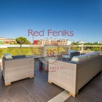 Villa in Italy, Abruzzo, 190 sq.m.