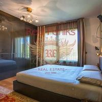 Villa in Italy, Abruzzo, 190 sq.m.