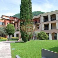 Apartment in Italy, Garda, 130 sq.m.