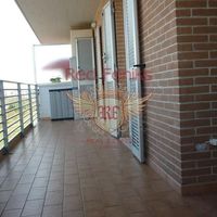 Апартаменты в Италии, Абруццо, 80 кв.м.