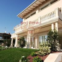 Apartment in Italy, Garda, 95 sq.m.