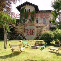 Вилла в Италии, Тронцано-Лаго-Маджоре, 855 кв.м.