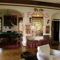 Вилла в Италии, Тронцано-Лаго-Маджоре, 855 кв.м.