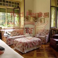 Вилла в Италии, Тронцано-Лаго-Маджоре, 855 кв.м.