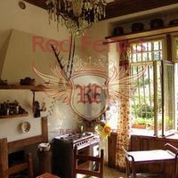 Вилла в Италии, Тронцано-Лаго-Маджоре, 855 кв.м.