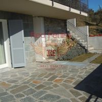 Apartment in Italy, Como, 140 sq.m.