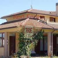 Villa in Italy, Livorno, 210 sq.m.