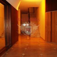 Apartment in Italy, Savona, 160 sq.m.