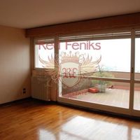 Apartment in Italy, Tronzano Lago Maggiore, 100 sq.m.