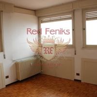 Apartment in Italy, Tronzano Lago Maggiore, 100 sq.m.