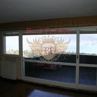 Apartment in Italy, Tronzano Lago Maggiore, 100 sq.m.