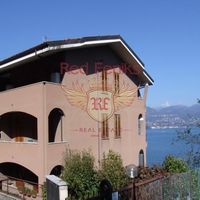 Apartment in Italy, Tronzano Lago Maggiore, 93 sq.m.