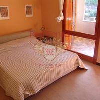 Apartment in Italy, Tronzano Lago Maggiore, 93 sq.m.