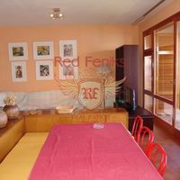 Apartment in Italy, Tronzano Lago Maggiore, 93 sq.m.