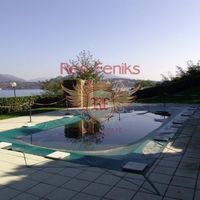 Apartment in Italy, Tronzano Lago Maggiore, 93 sq.m.