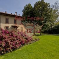 Villa in Italy, Tronzano Lago Maggiore, 600 sq.m.