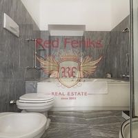 Villa in Italy, Tronzano Lago Maggiore, 600 sq.m.