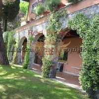 Вилла в Италии, Комо, 1000 кв.м.