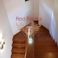 Apartment in Italy, Tronzano Lago Maggiore, 210 sq.m.