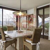 Вилла в Италии, Тронцано-Лаго-Маджоре, 436 кв.м.