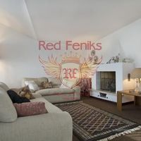 Вилла в Италии, Тронцано-Лаго-Маджоре, 436 кв.м.