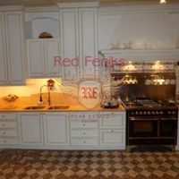 Апартаменты в Италии, Тронцано-Лаго-Маджоре, 260 кв.м.