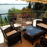 Вилла в Италии, Тронцано-Лаго-Маджоре, 700 кв.м.