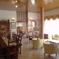 Вилла в Италии, Тронцано-Лаго-Маджоре, 700 кв.м.