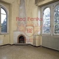 Вилла в Италии, Тронцано-Лаго-Маджоре, 700 кв.м.