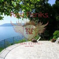 Вилла в Италии, Тронцано-Лаго-Маджоре, 300 кв.м.