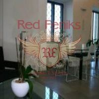 Вилла в Италии, Тронцано-Лаго-Маджоре, 300 кв.м.