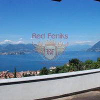 Вилла в Италии, Тронцано-Лаго-Маджоре, 633 кв.м.