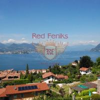 Вилла в Италии, Тронцано-Лаго-Маджоре, 633 кв.м.