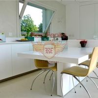 Apartment in Italy, Garda, 320 sq.m.