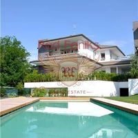 Apartment in Italy, Garda, 320 sq.m.