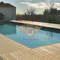 Apartment in Italy, Garda, 320 sq.m.