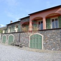 Villa in Italy, Imperia, 190 sq.m.