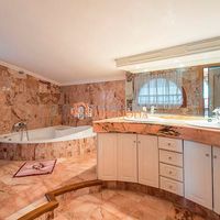 Villa in the mountains, at the seaside in Spain, Catalunya, Barcelona, 420 sq.m.