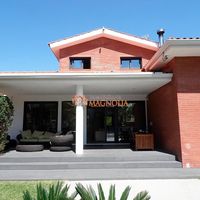 Villa in the mountains, at the seaside in Spain, Catalunya, Barcelona, 400 sq.m.