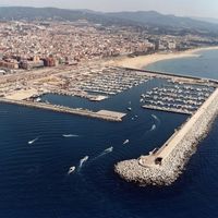 Flat in the big city, at the seaside in Spain, Catalunya, Barcelona, 123 sq.m.