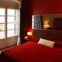 Отель (гостиница) у моря в Испании, Каталония, Ла Канонджа, 2263 кв.м.